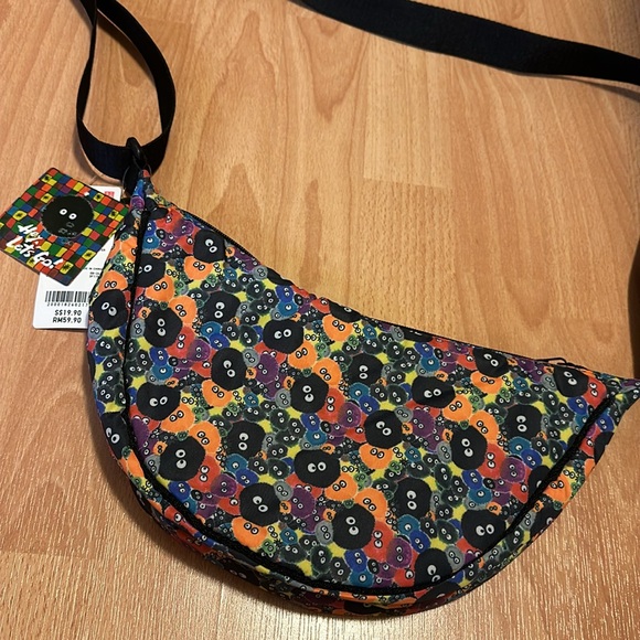 SUPER RARE NWT [Uniqlo] Studio Ghibli Round Mini Shoulder Bag (Soot) - Picture 2 of 9